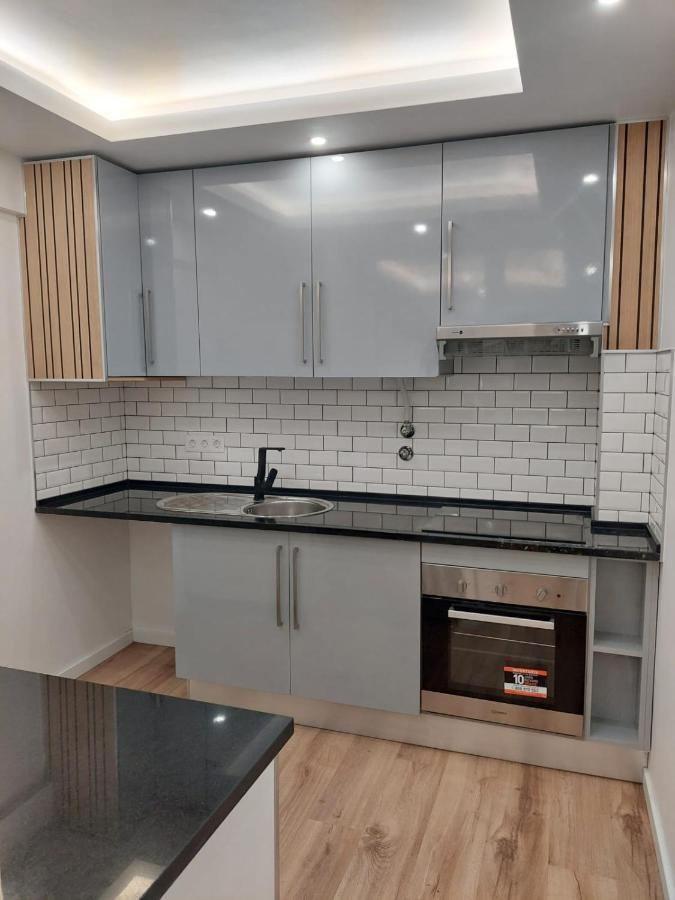 Lisbon South Bay Rooms Almada Ngoại thất bức ảnh